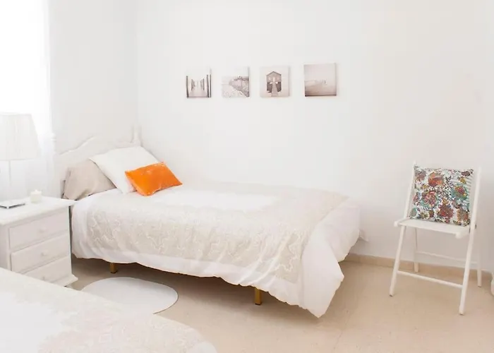 Apartamento Seafront Unique Location B6